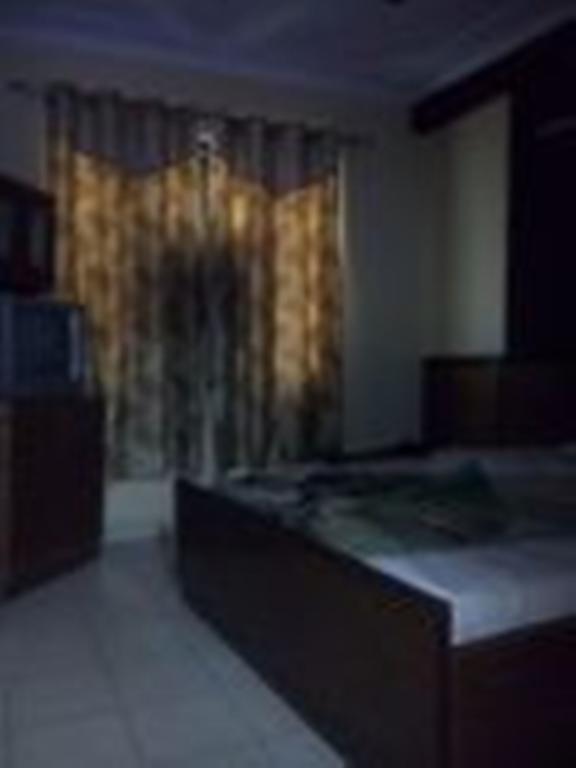 Hotel Hans International Nové Dillí Pokoj fotografie